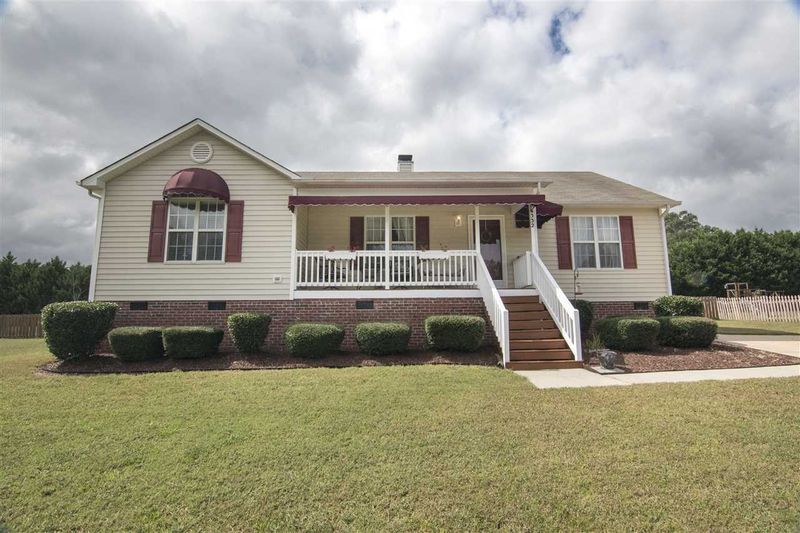 6332 Bridgemont Ln, Willow Springs, NC 27592