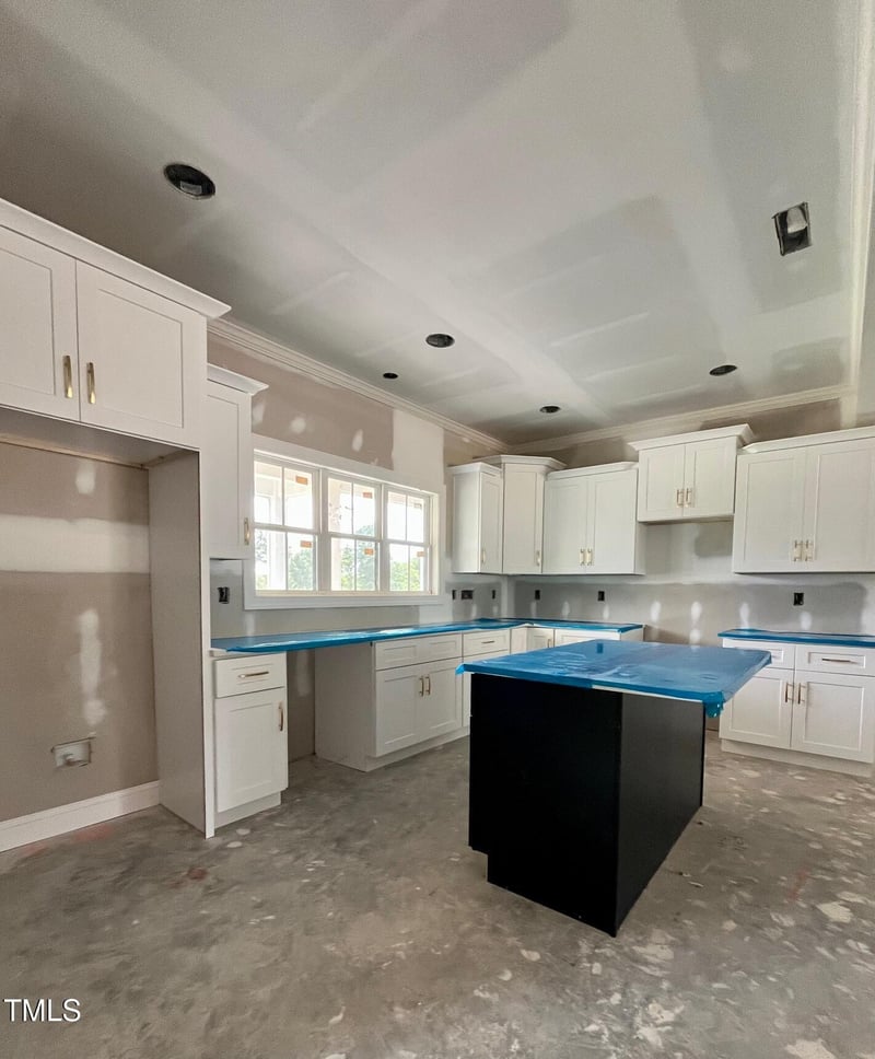 6332 River Rd, Fuquay Varina, NC 27526