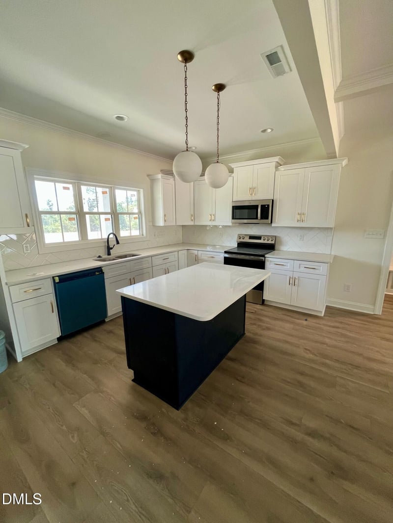 6332 River Rd, Fuquay Varina, NC 27526