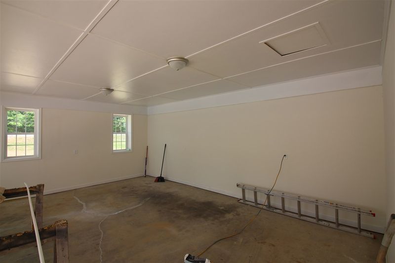 6332 Rock Quarry Rd, Raleigh, NC 27610