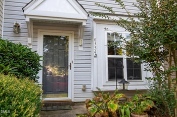 6334 Hibiscus Ct, Whitsett, NC 27377