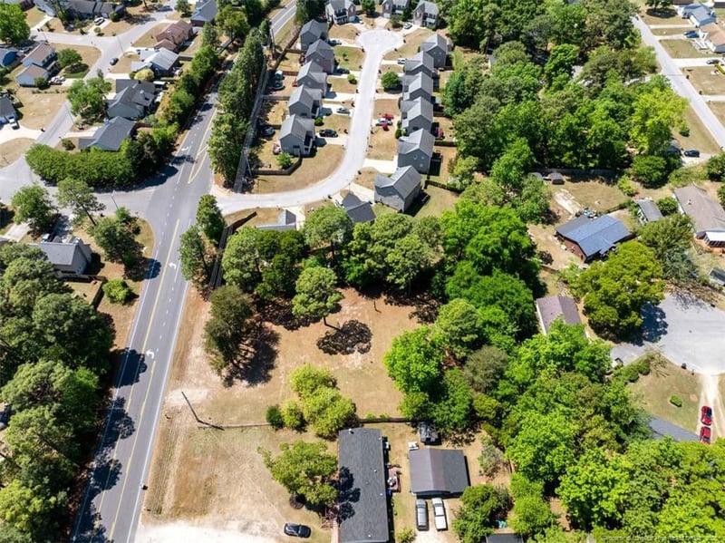 6338 Bailey Lake Rd, Fayetteville, NC 28304
