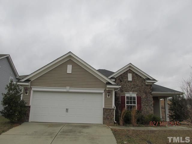634 Averasboro Dr, Clayton, NC 27520