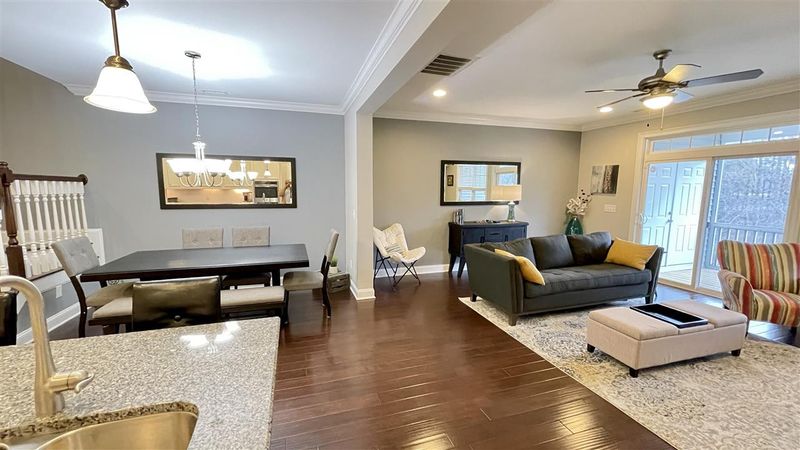 634 Chronicle Dr, Cary, NC 27513