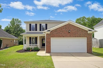 634 Cotton Brook Dr, Fuquay Varina, NC 27526