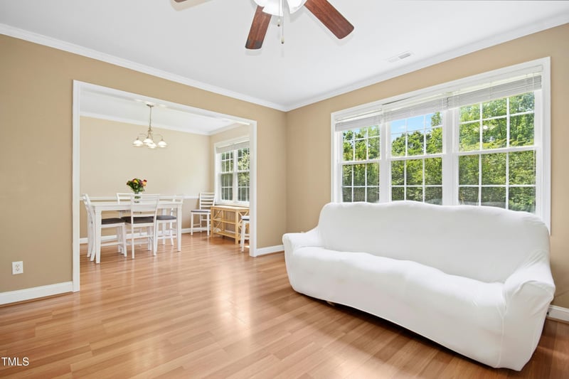 634 Cotton Brook Dr, Fuquay Varina, NC 27526