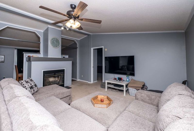 634 Lawrence Rd, Wake Forest, NC 27587