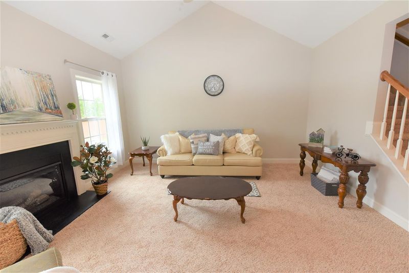 634 Monterey Pine Dr, Fuquay Varina, NC 27526