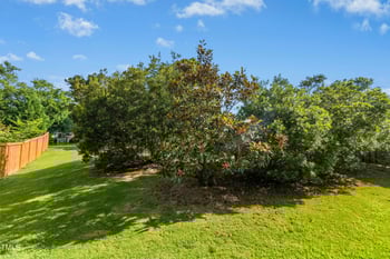 634 Stapleford Ln, Fuquay Varina, NC 27526