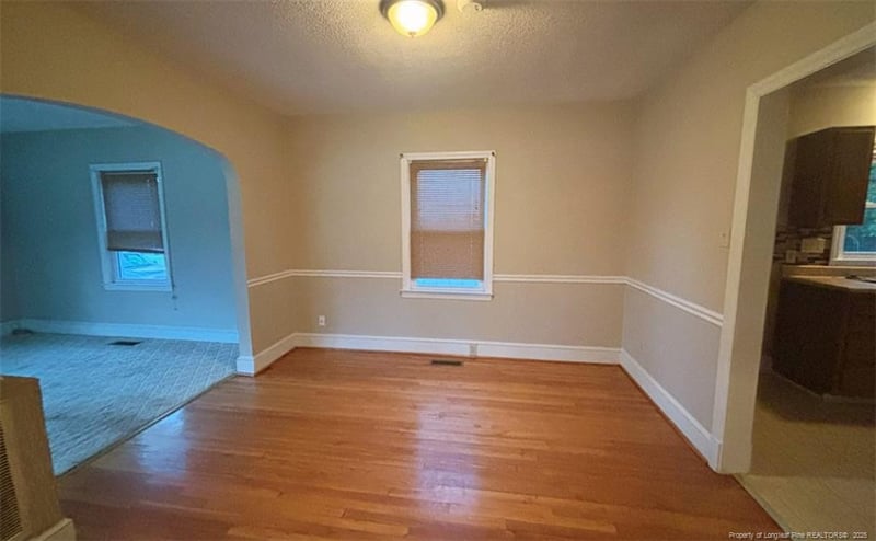 6341 Cliffdale Rd, Fayetteville, NC 28314
