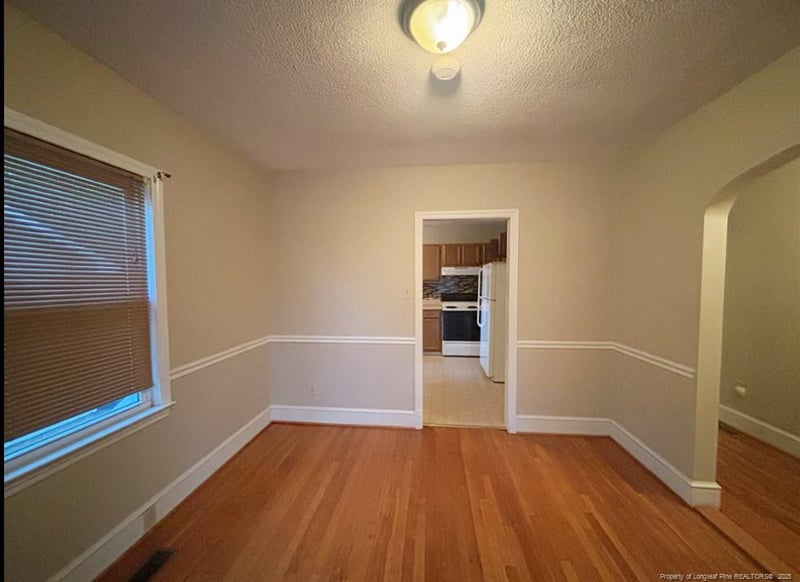 6341 Cliffdale Rd, Fayetteville, NC 28314