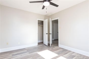 6341 Cliffdale Rd, Fayetteville, NC 28314