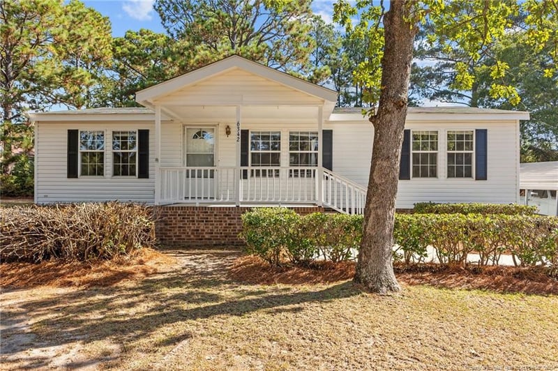 6342 Fisher Dr, Fayetteville, NC 28304