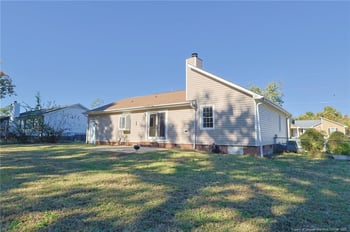 6345 Hawfield Dr, Fayetteville, NC 28303