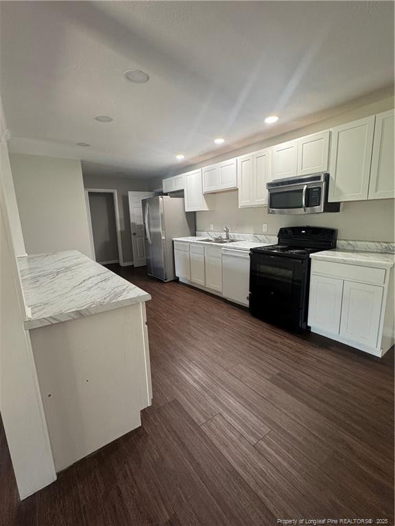 6345 Rutherglen Dr, Fayetteville, NC 28304