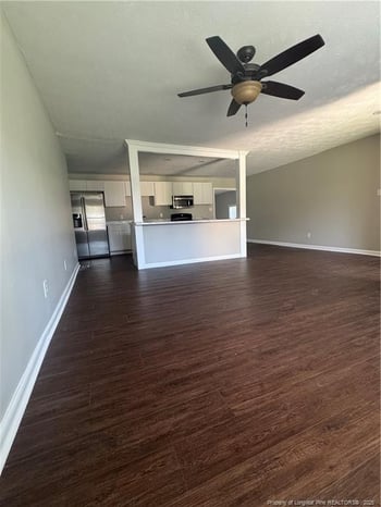 6345 Rutherglen Dr, Fayetteville, NC 28304