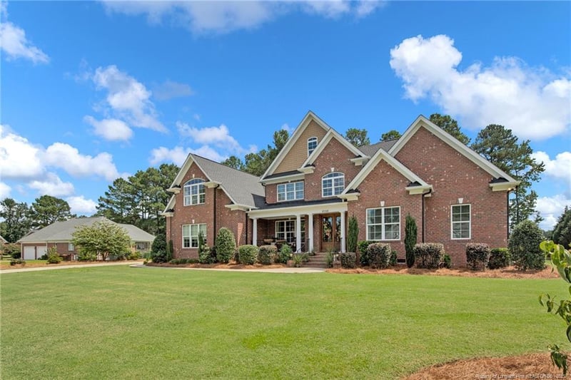 6346 Caveson Ct, Fayetteville, NC 28311