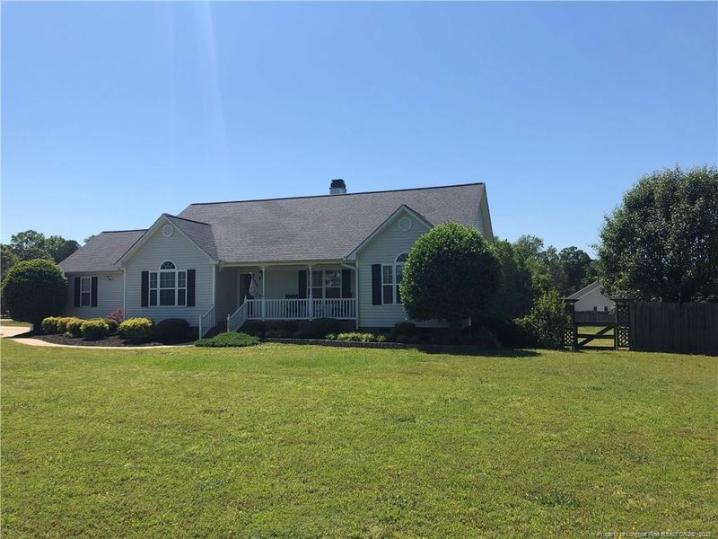 635 Bobbitt Rd, Clayton, NC 27520