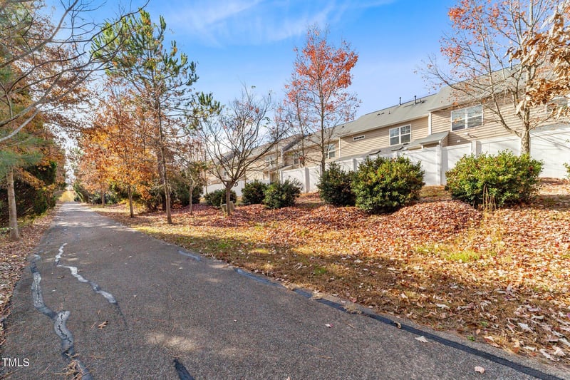 635 Grace Hodge Dr, Cary, NC 27519