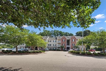 635 Marshtree Ln #206, Fayetteville, NC 28314