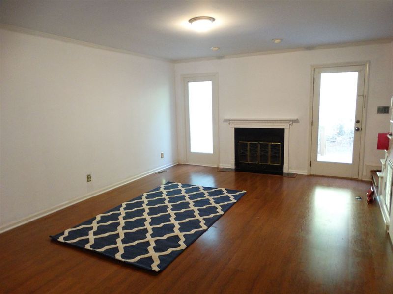 635 Oak Rn, Raleigh, NC 27606