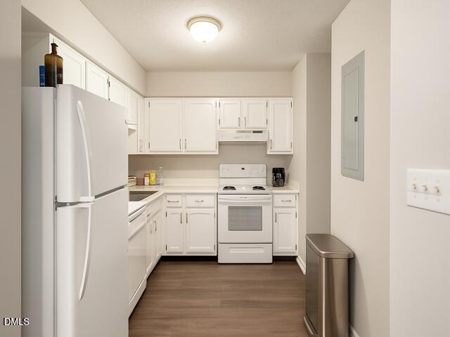 635 Pine Ridge Pl, Raleigh, NC 27609