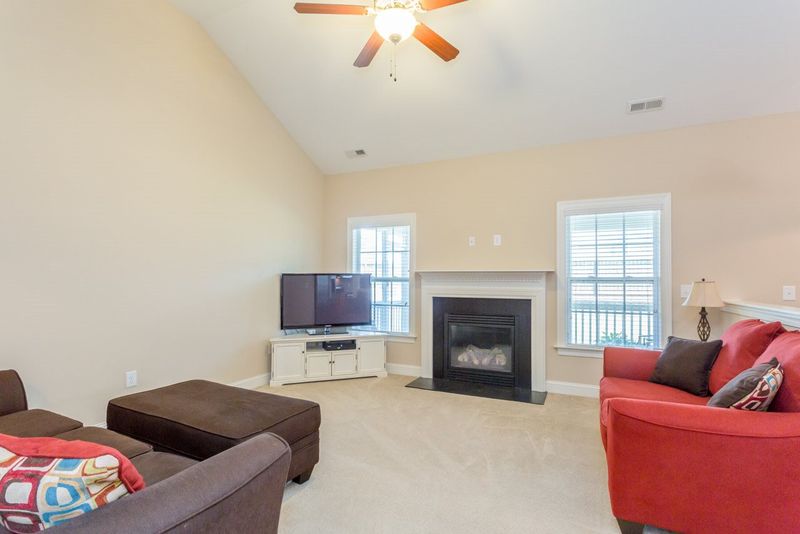 635 Silk Tree Tc, Fuquay Varina, NC 27526