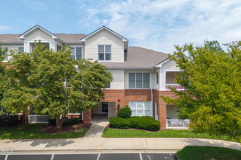 635 Waterford Lake Dr, Cary, NC 27519