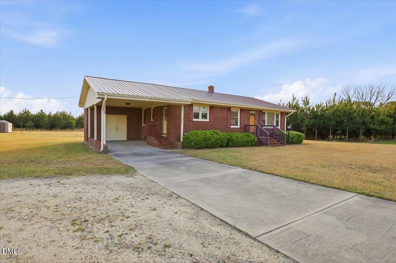 6353 Buffalo Rd, Selma, NC 27576