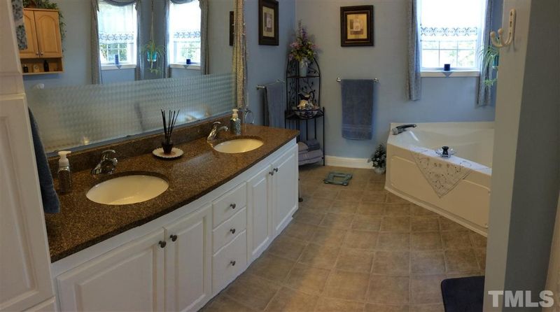 6355 N Old Stage Rd, Angier, NC 27501