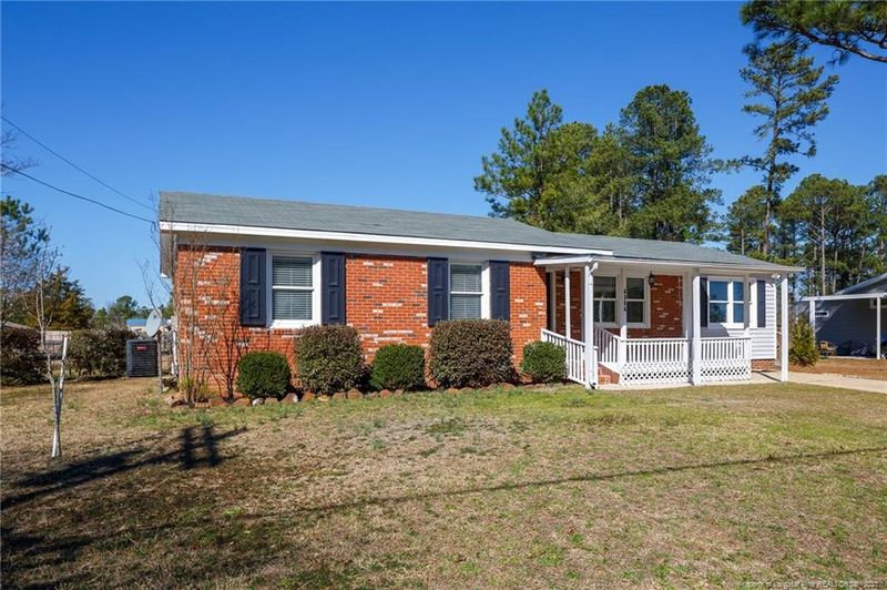 6356 Waldos Beach Rd, Fayetteville, NC 28306