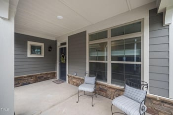 636 Crooked Pine Dr, Cary, NC 27519