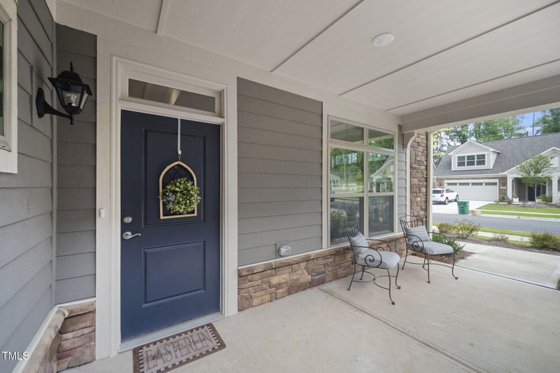 636 Crooked Pine Dr, Cary, NC 27519