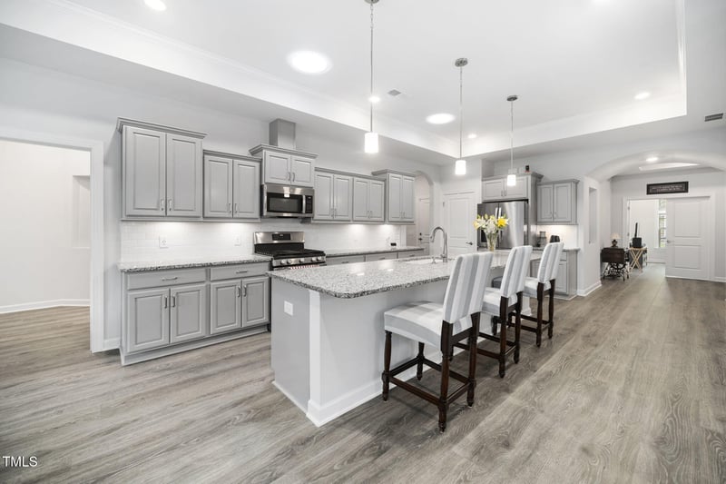 636 Crooked Pine Dr, Cary, NC 27519