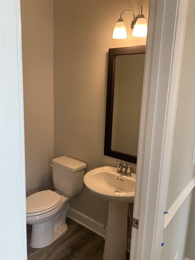 636 Dixon House Ct, Wake Forest, NC 27587