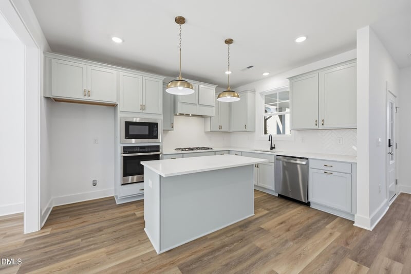 636 Helping Horse Ln, Wendell, NC 27591