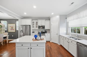 636 Hiddenbrook Dr, Durham, NC 27703