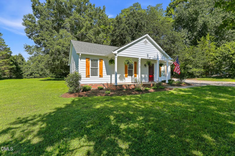 636 Lake Glad Rd, Wendell, NC 27591