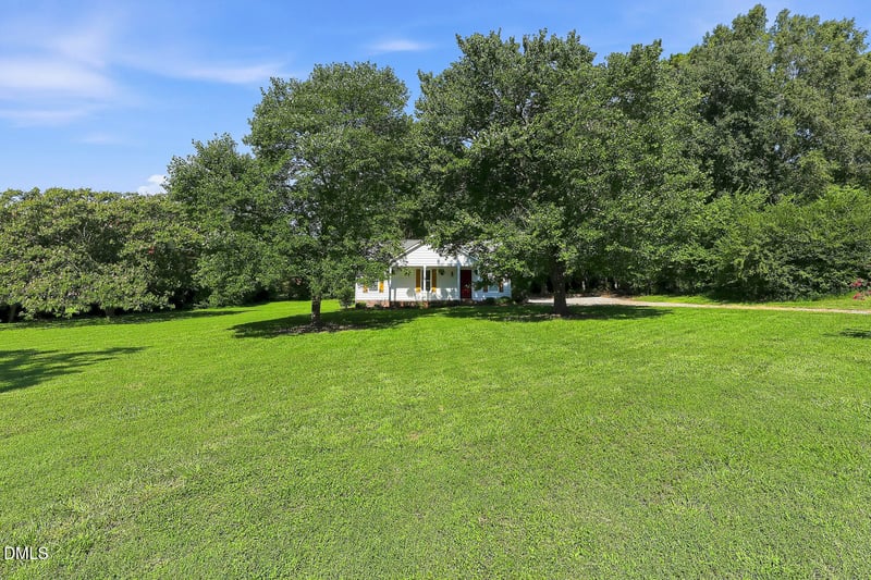 636 Lake Glad Rd, Wendell, NC 27591