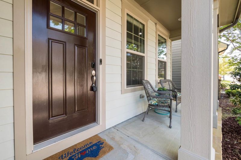 636 Mountain Pine Dr, Cary, NC 27519