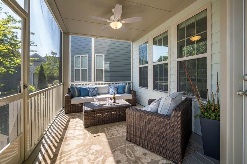 636 Mountain Pine Dr, Cary, NC 27519