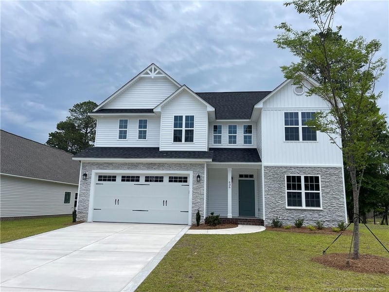 636 W Summerchase Dr Lot 64, Fayetteville, NC 28311