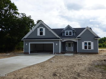 636 Tart Town Rd, Dunn, NC 28334
