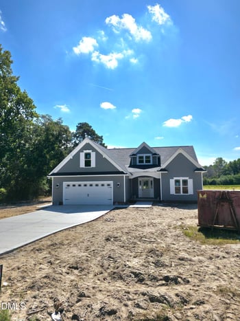 636 Tart Town Rd, Dunn, NC 28334