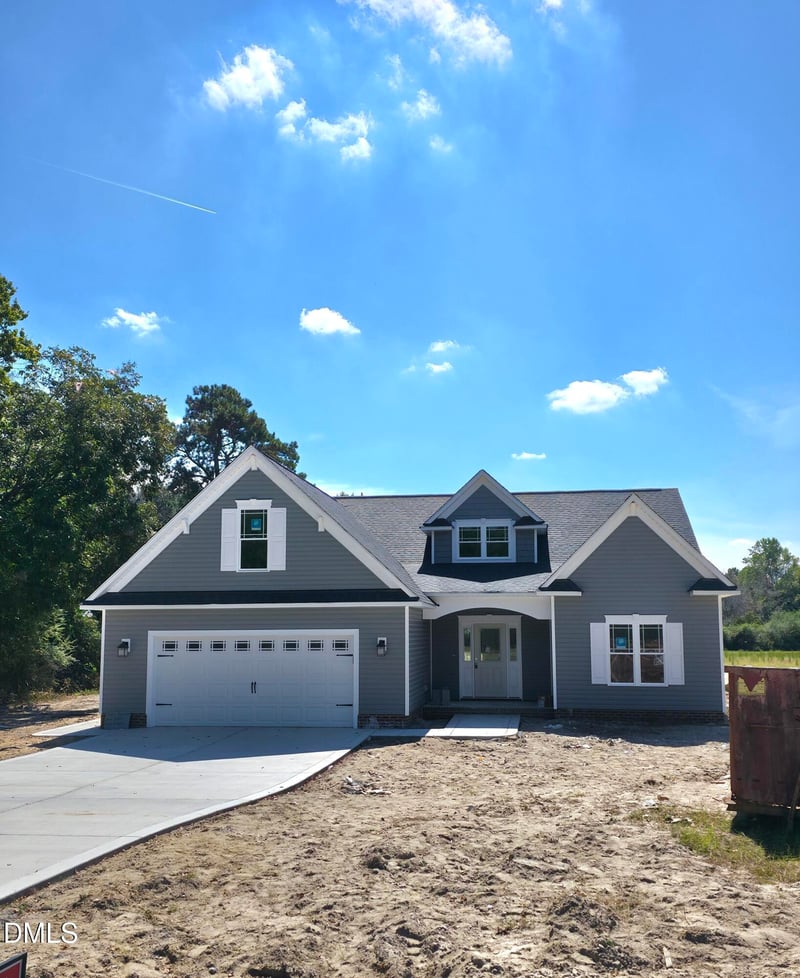 636 Tart Town Rd, Dunn, NC 28334