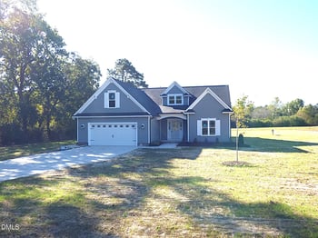 636 Tart Town Rd, Dunn, NC 28334