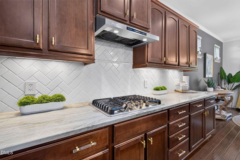 637 Apalachia Lake Dr, Fuquay Varina, NC 27526