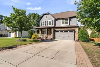 637 Apalachia Lake Dr, Fuquay Varina, NC 27526