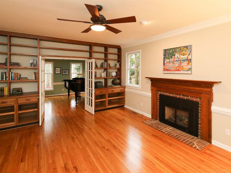 637 Arlington St, Chapel Hill, NC 27514