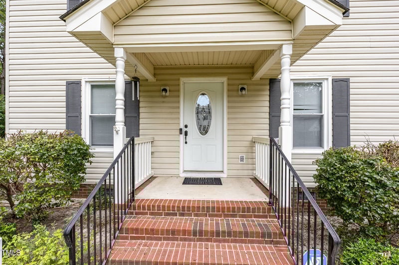 637 Coachman Way, Sanford, NC 27332